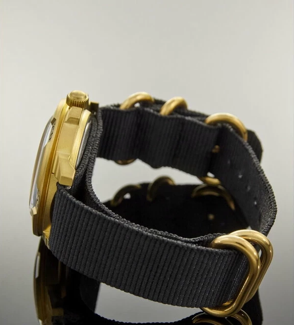 Наручные часы ВОСТОК 2409 (43712В) ремень 