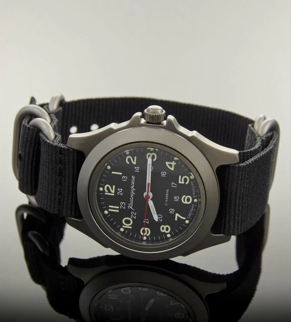 Наручные часы ВОСТОК 2415 (30697В) ремень 