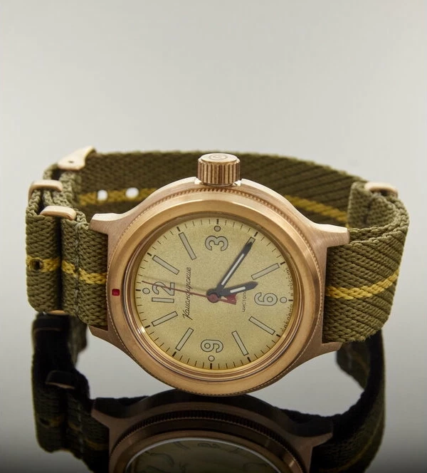 Наручные часы ВОСТОК 2409 (72838В) ремень 