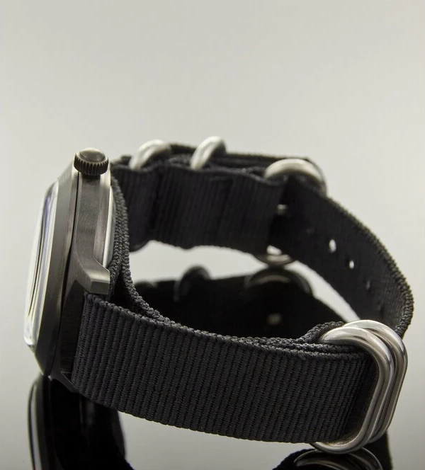 Наручные часы ВОСТОК 2416 (92474Б) ремень 