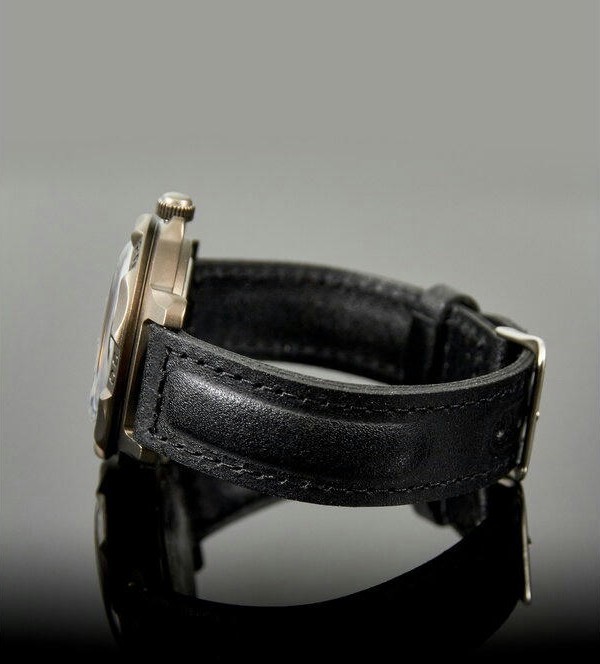 Наручные часы ВОСТОК 2414 (816186) ремень 