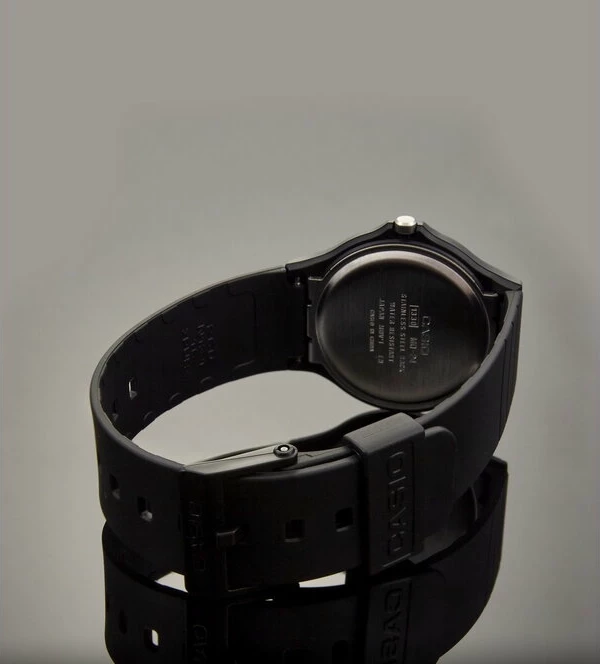 Наручные часы mq-24-7b2 