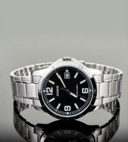 Наручные часы mtp-v004d-1b2