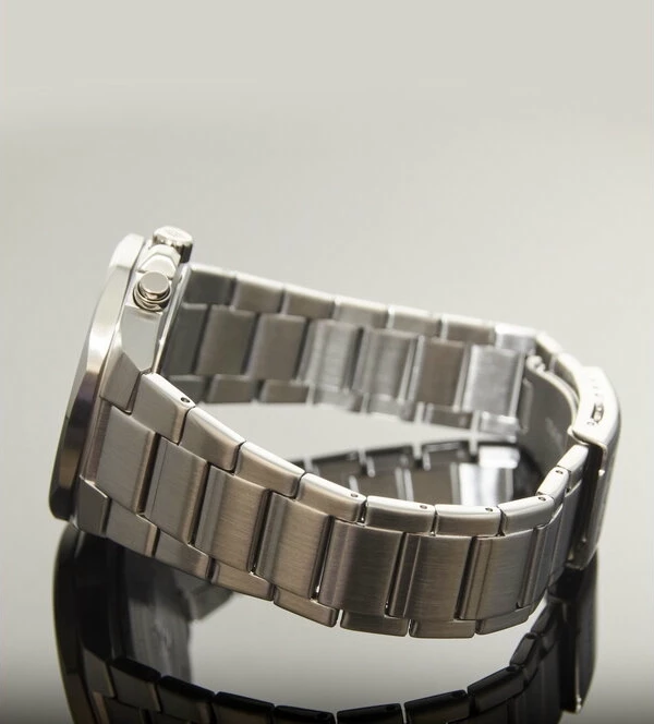 Наручные часы efv-640d-3a 